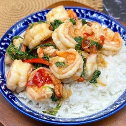 ข้าวกระเพรากุ้ง