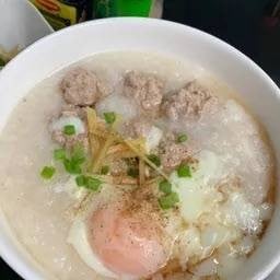 โจ๊กหมูเด้ง+ไข่ลวก