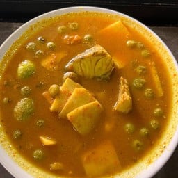 แกงส้มปลากระพง