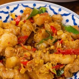 สามชั้นผัดตะใคร้ ( ราดข้าว )