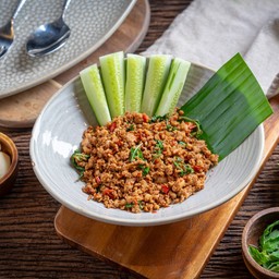 กระเพราแดง