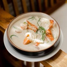 ยอดมะพร้าวต้มกะทิกุ้ง