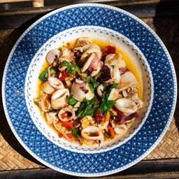 กะเพราปลาหมึก