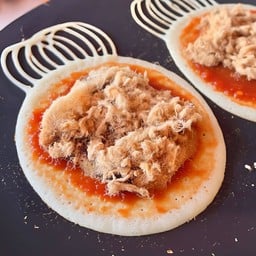 พิซซ่า+ไก่หยอง (2ชิ้น)