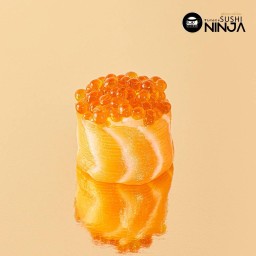 แซลมอนไข่โรลปลา