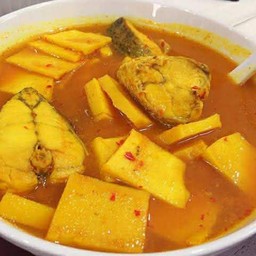 แกงส้มปลากะพง