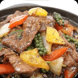 เนื้อผัดน้ำมันหอย/พริกไทดำ