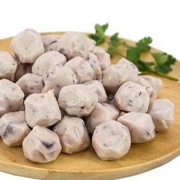 ลูกชิ้นปลาหมึก ไม้ละ