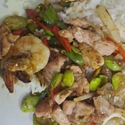 หมี่ฮกเกี้ยนสูตรฉิวดำ(แต่ก่อนขายข้างรพ.หมอวิทย์)