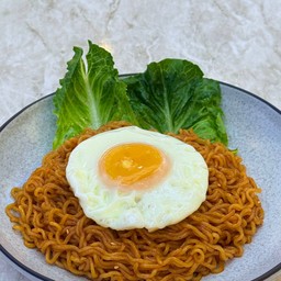 มาม่าเผ็ดใส่ไข่