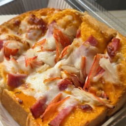 ปังปิ้งหน้าพิซซ่าแฮม+ปูอัด โรยชีส