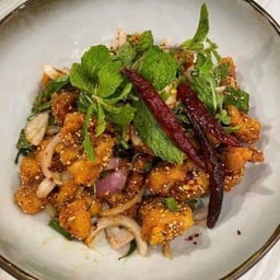 ลาบไก่ทอด