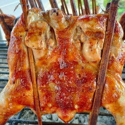 ไก่ย่างวิเชียรบุรี ครึ่งตัว