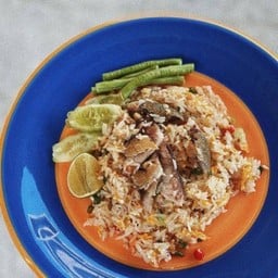 ข้าวผัดปลาทูพริกสด