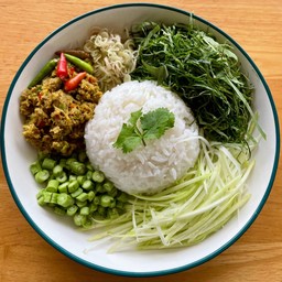 ข้าวยำเครื่องใต้