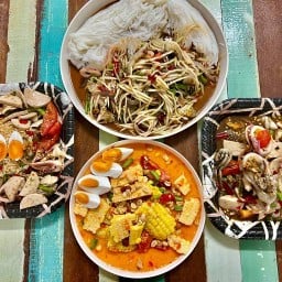 ธนินท์ตำแซ่บ