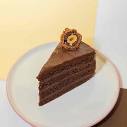 CHOCOLATE CAKE