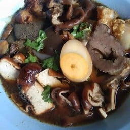 ก๋วยจั๊บน้ำข้นเจ้หนิง มทส.ประตู1และอาหารตามสั่ง