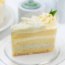 เค้กมะพร้าว(ชิ้น)