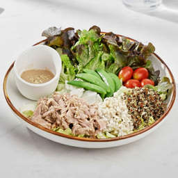 Tuna Quinoa Salad (สลัดทูน่าควินัว)