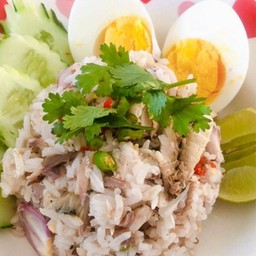 ข้าวคลุกปลาทูทอด