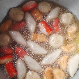 ทอดรวม10ไม้(แล้วแต่ของที่มีในเวลานั้น)