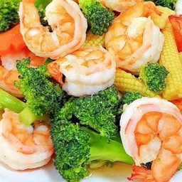 กุ้งผัดบ็อคโครี่