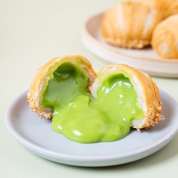 เปี๊ยะลาวาสังขยาใบเตย(กรอบๆ) 4ชิ้น