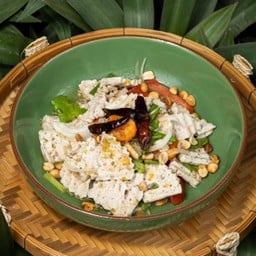 ยำหมูยอไข่แดงเค็ม