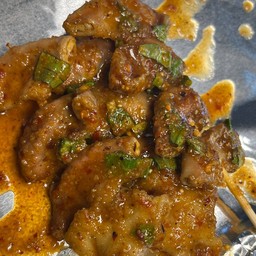 หมูปิ้งจิ้มแจ่ว - ตลาดไนท์ มอนอ