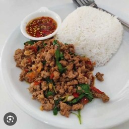 กระเพราเนื้อ