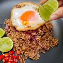 ข้าวขยำหอมแดงไข่ดาว