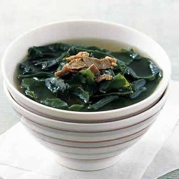 สาหร่ายวากาเมะ