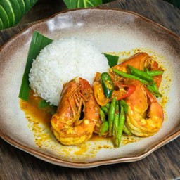 ข้าวกุ้งผัดพริกแกงถั่ว