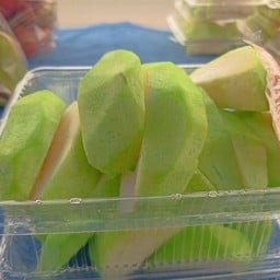 ฝนผลไม้ ผลไม้พร้อมทาน