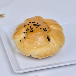 ปังไส้ถั่วแดง