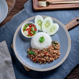 ข้าวกะเพราหมูสับ