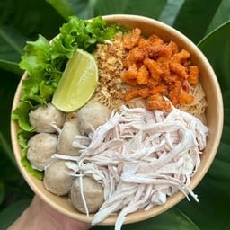 หมี่ไก่ฉีก by มลมญชุ์