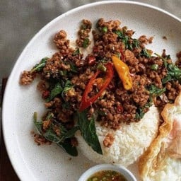 ข้าวกะเพราหมูสับ