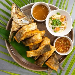 ปลากะพงทอดน้ำปลา