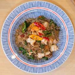 กะเพราวุ้นเส้นกุ้งสับ