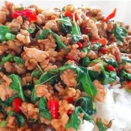 ครัวนางรำ อาหารและเครื่องดื่ม