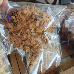 คุกกี้โอ๊ตเมล ชิ้นใหญ่