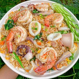 ข้าวผัดทะเล (ใหญ่)