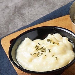 ซอสทาทาร์