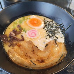 ทงคตสึราเมง