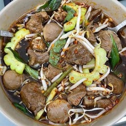 เกาเหลาหมูรวม เน้นหมู เติมโปรตีนค่ะ