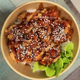 ข้าวไก่กรอบ ซอสเกาหลี