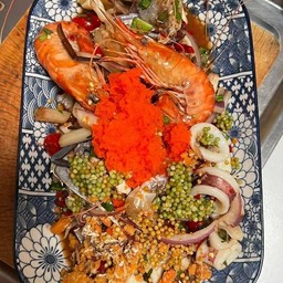 ยำยกร้าน