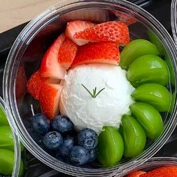 สตอเบอรรี่+บลูเบอร์รี่+องุ่นไซมัส กรีกก